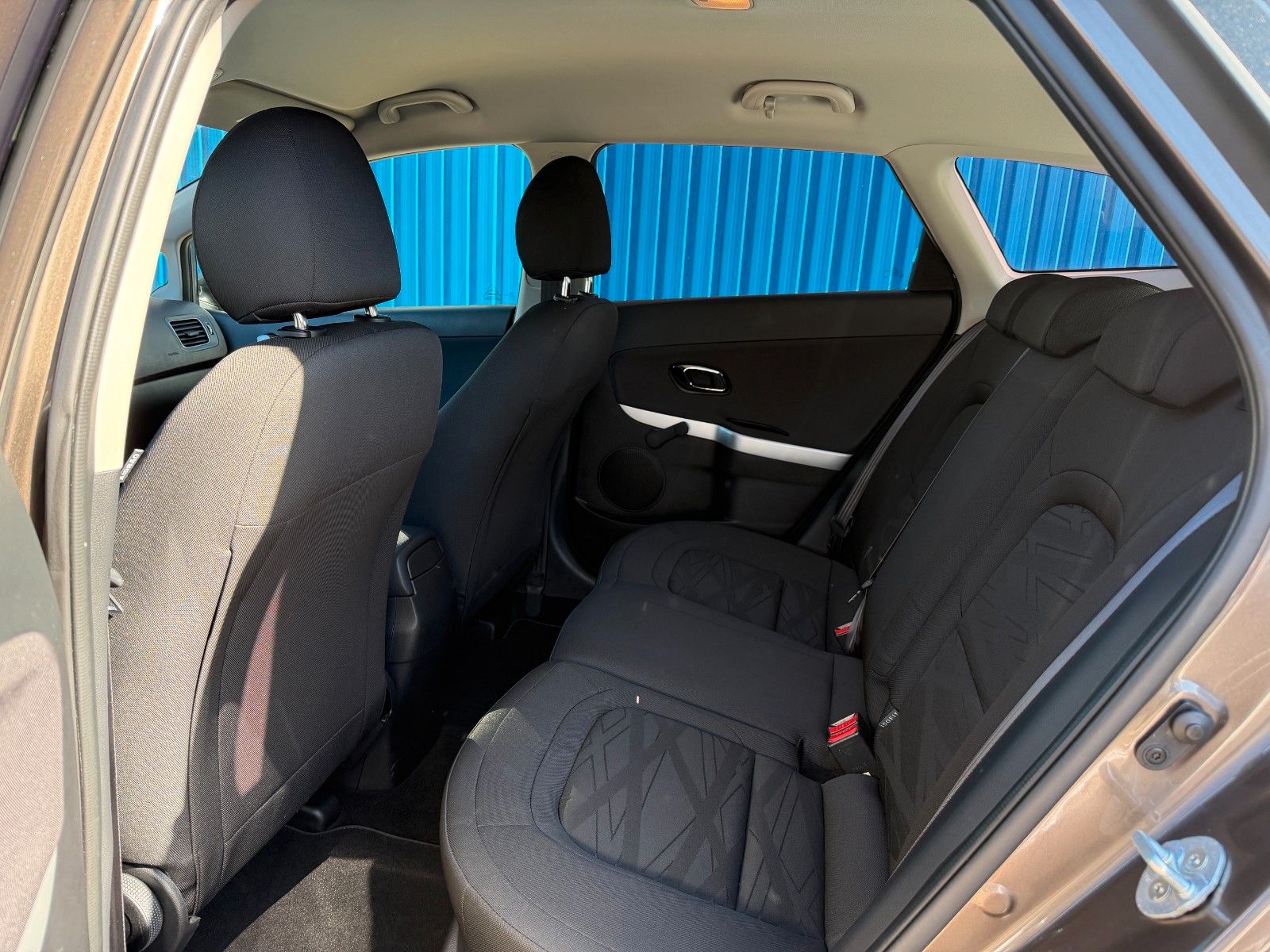 Fahrzeugabbildung Kia Cee'd Sportswagon**Automatik**90 TKM**Kamera**Le