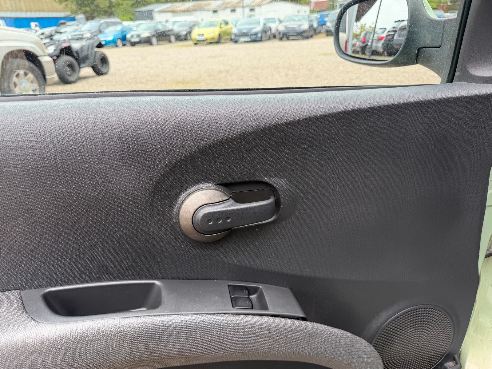 Fahrzeugabbildung Nissan Micra City**04/28 Tüv*Klima*Allwetter**