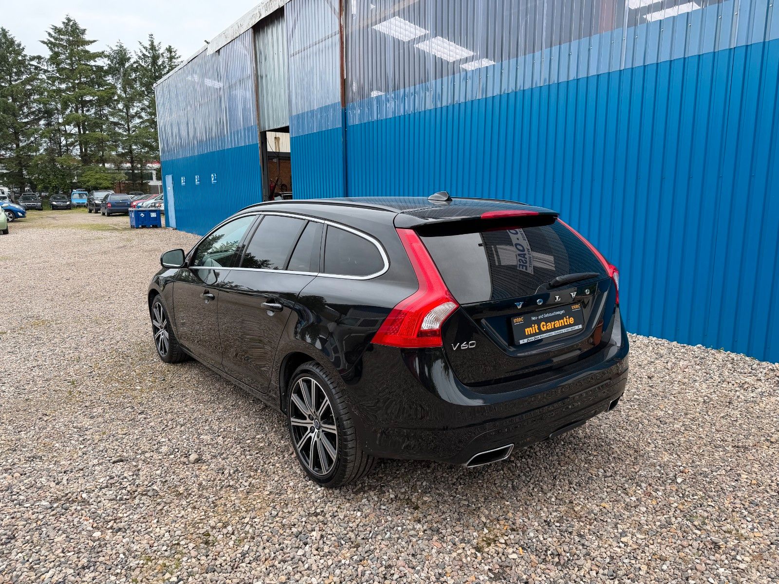 Fahrzeugabbildung Volvo V60 Kombi Linje Svart**Xenon*LED*Leder*Kamera**