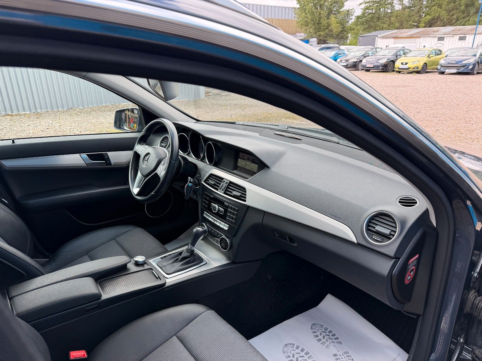 Fahrzeugabbildung Mercedes-Benz C 220 T CDI BlueEfficiency**Automatik*Xenon**