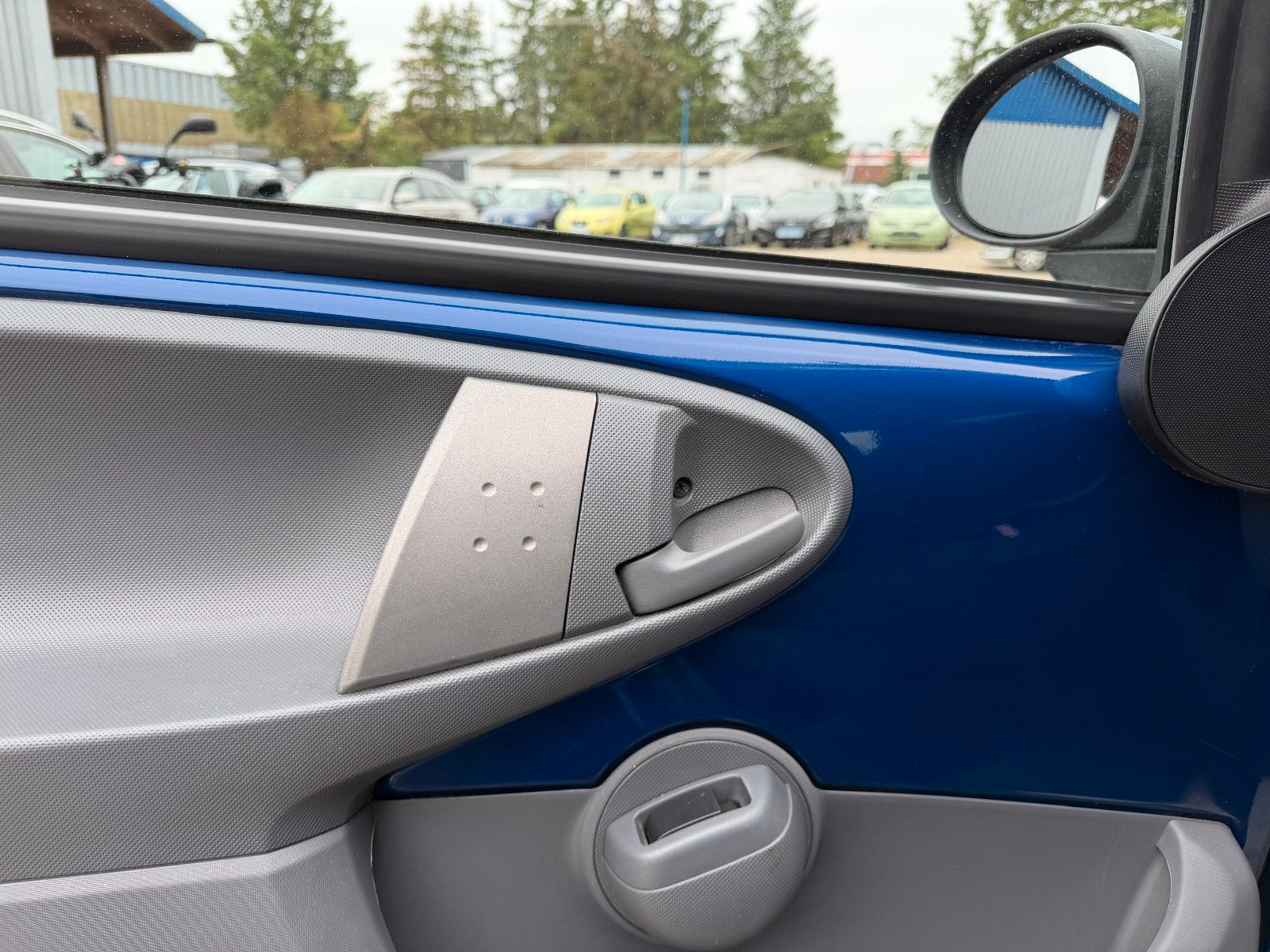 Fahrzeugabbildung Citroën C1 Style**HU&AU neu*Allwetterreifen**
