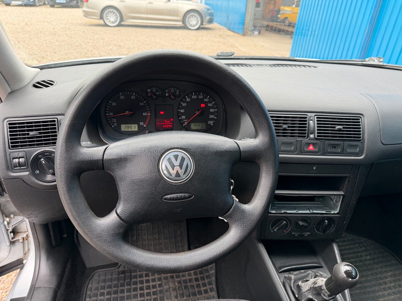 Fahrzeugabbildung Volkswagen Golf 1.4 Basis**Klima*HU&AU neu**