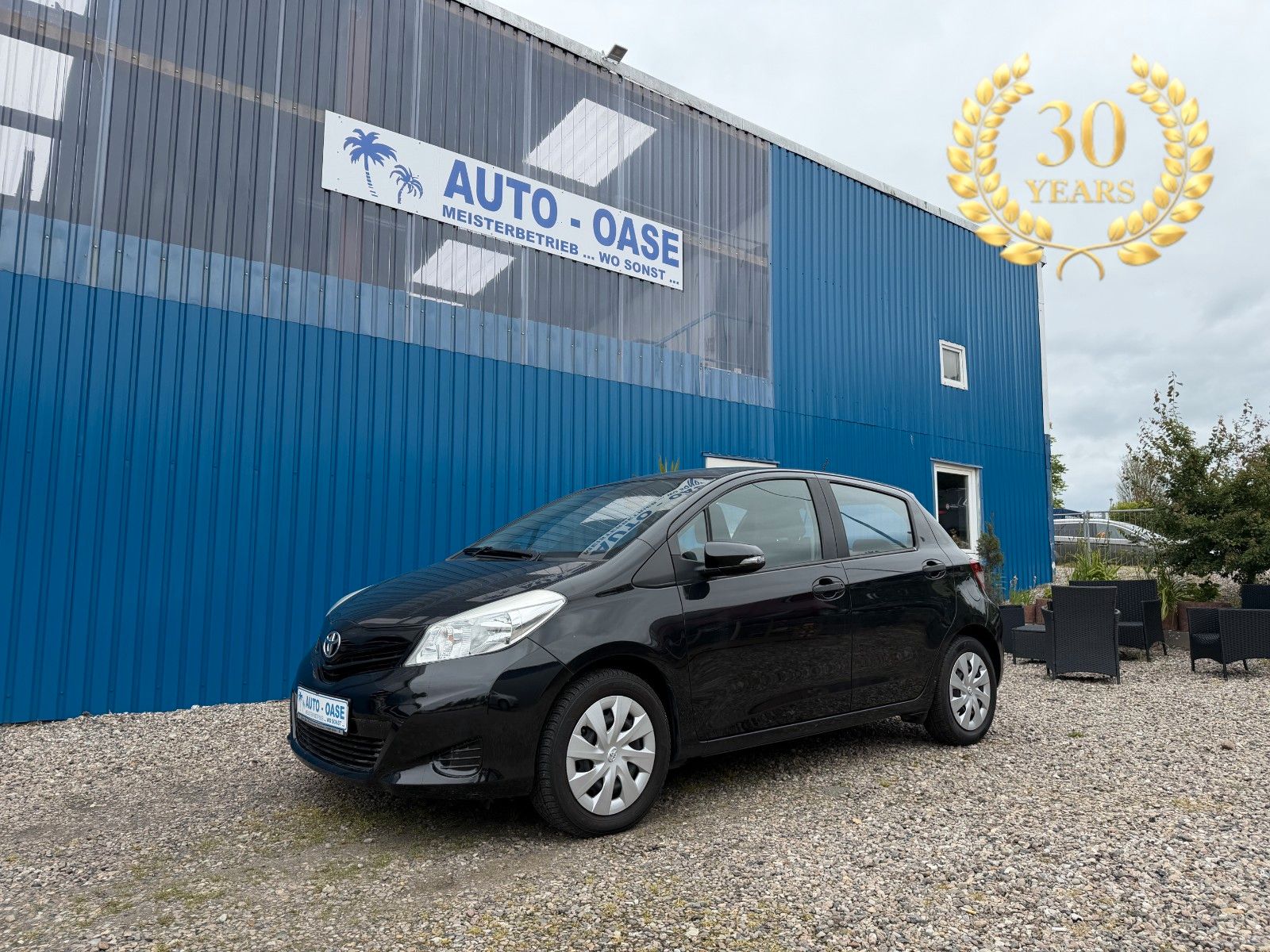 Fahrzeugabbildung Toyota Yaris**Cool**Klima**Allwetter**
