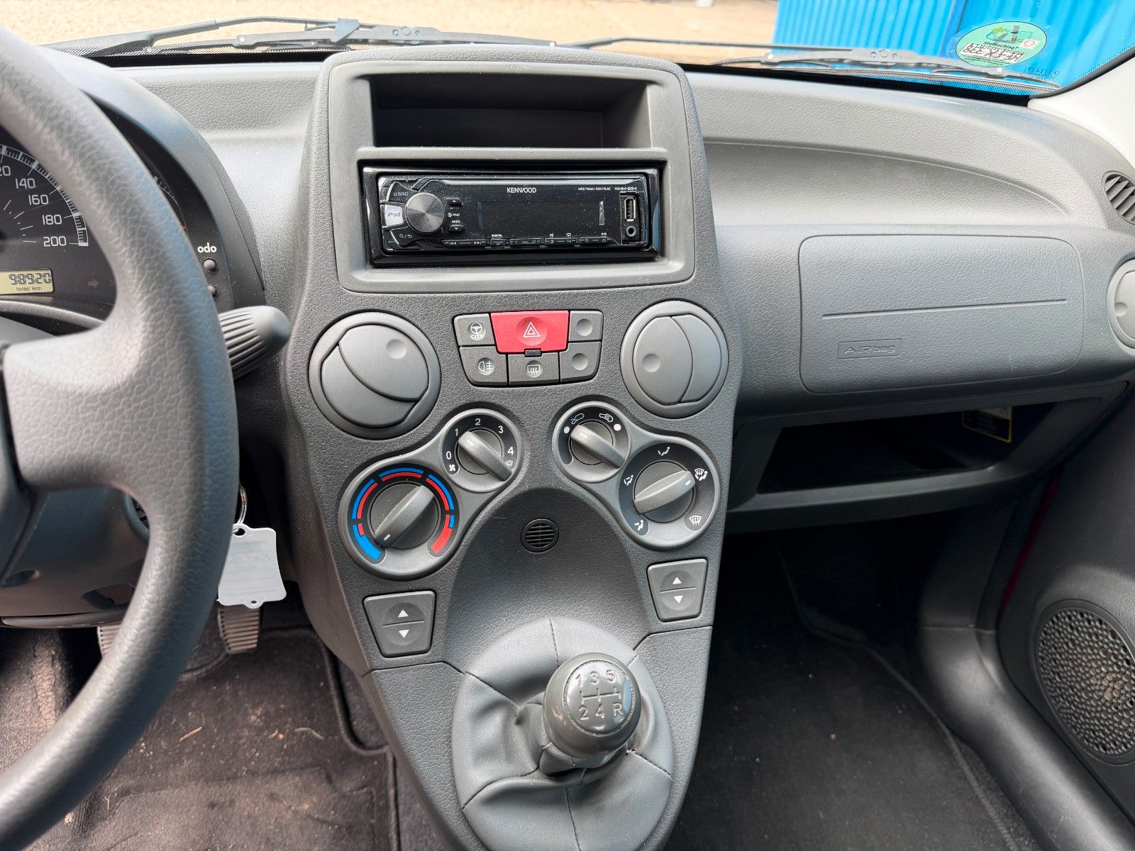 Fahrzeugabbildung Fiat Panda 1.2 8V Dynamic**Allwetter*98 TKM**