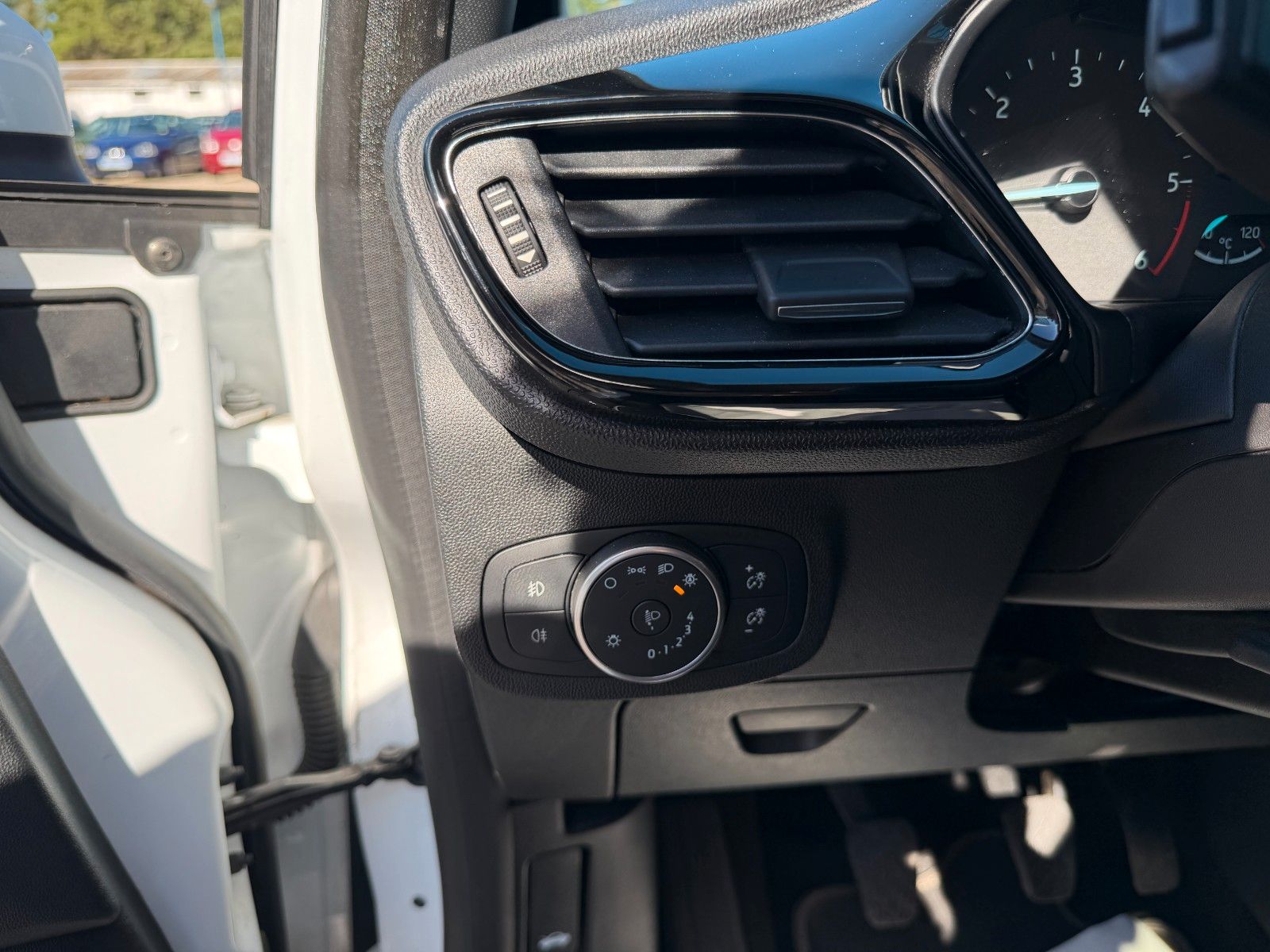 Fahrzeugabbildung Ford Fiesta Titanium**Kamera*LED*Touch*Carplay**