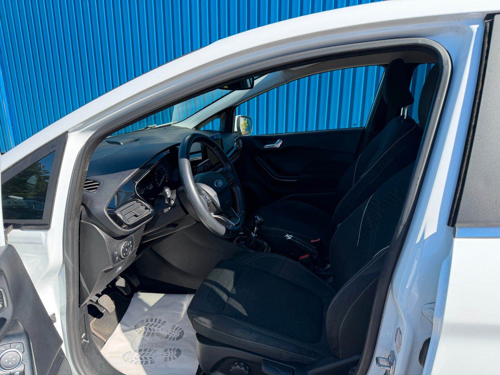 Fahrzeugabbildung Ford Fiesta Titanium**Kamera*LED*Touch*Carplay**