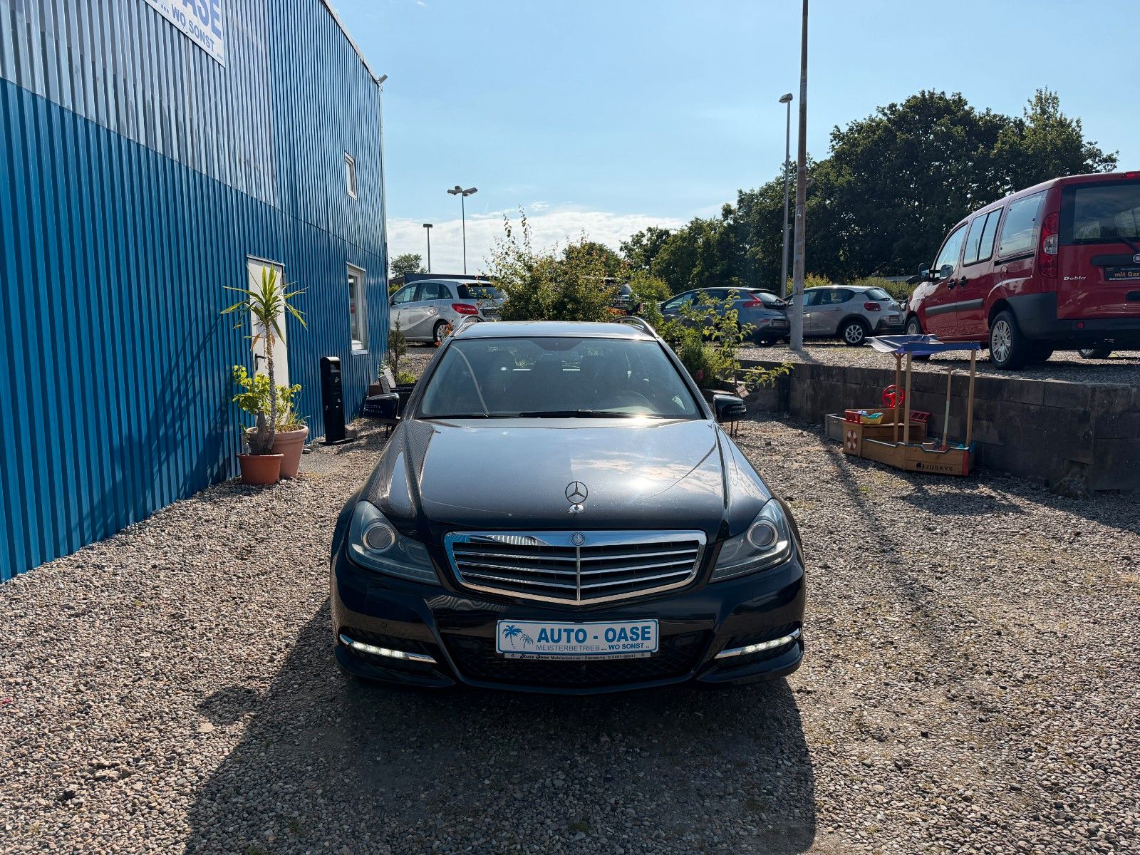 Fahrzeugabbildung Mercedes-Benz C 220 T CDI BlueEfficiency**Automatik*Xenon**