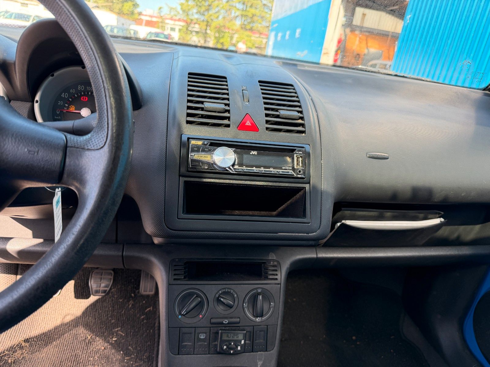 Fahrzeugabbildung Volkswagen Lupo 1.0 BASIS**02/28 Tüv*Schiebedach**