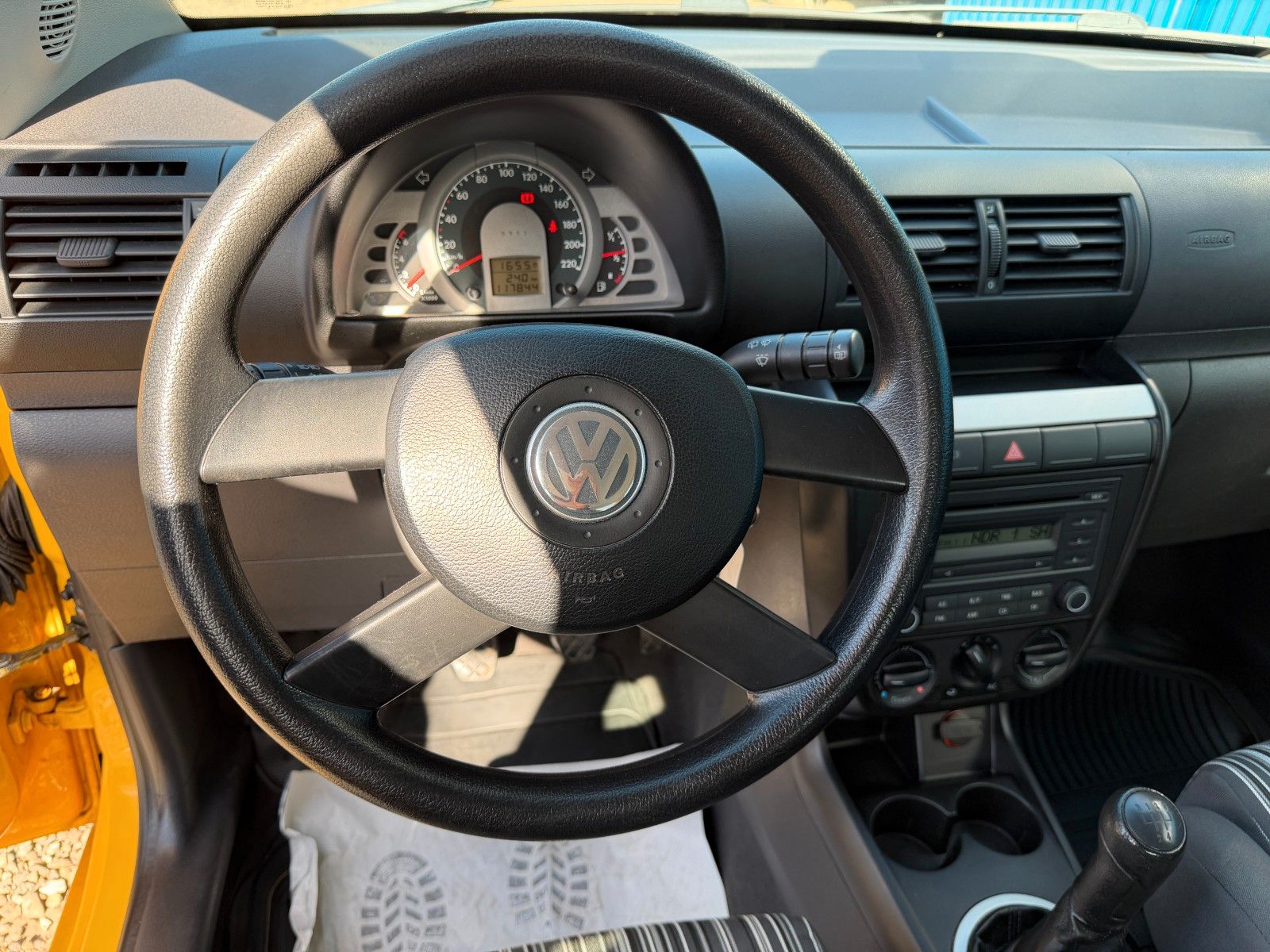 Fahrzeugabbildung Volkswagen Fox Basis**Klima*Allwetter*ISO-FIX*HU&AU neu**