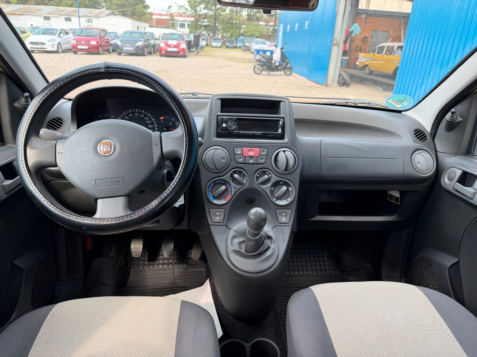 Fahrzeugabbildung Fiat Panda 1.1 8V Active*ZV*2.HAND*HU&AU neu*