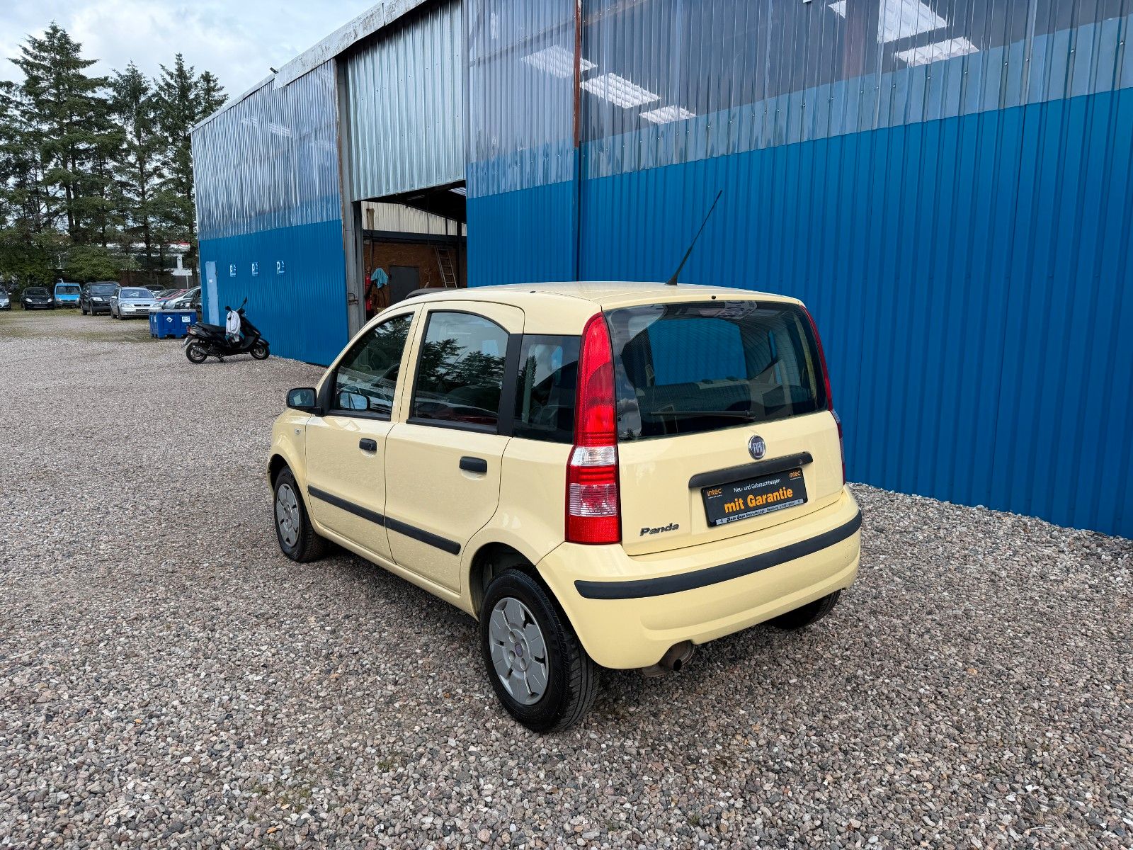 Fahrzeugabbildung Fiat Panda 1.1 8V Active*ZV*2.HAND*HU&AU neu*