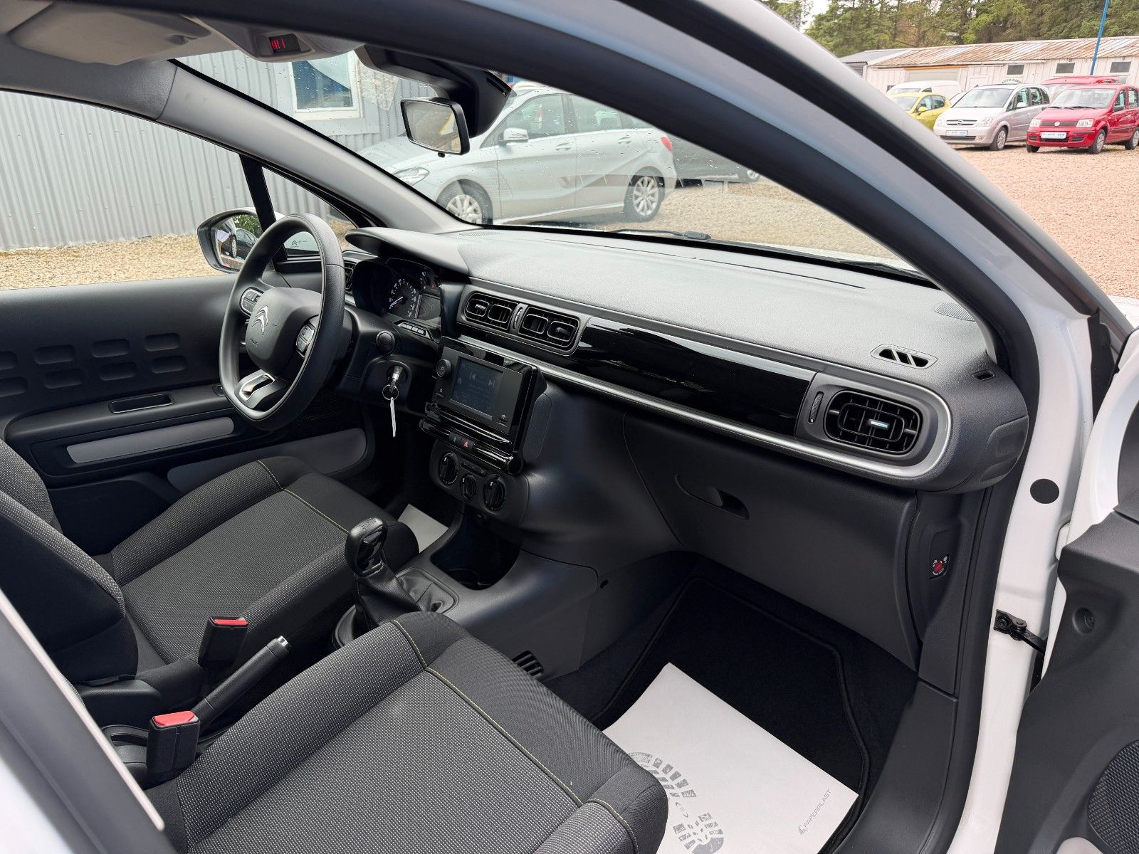 Fahrzeugabbildung Citroën C3 YOU**7 TKM*LED*Klima1.HAND*Allwetter**