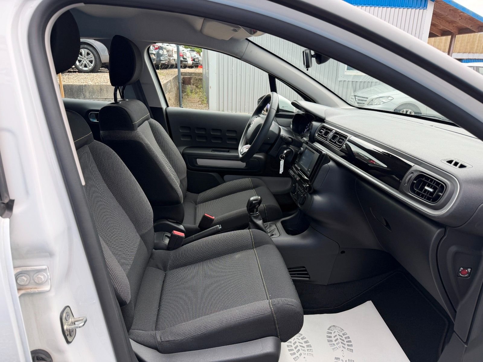 Fahrzeugabbildung Citroën C3 YOU**7 TKM*LED*Klima1.HAND*Allwetter**