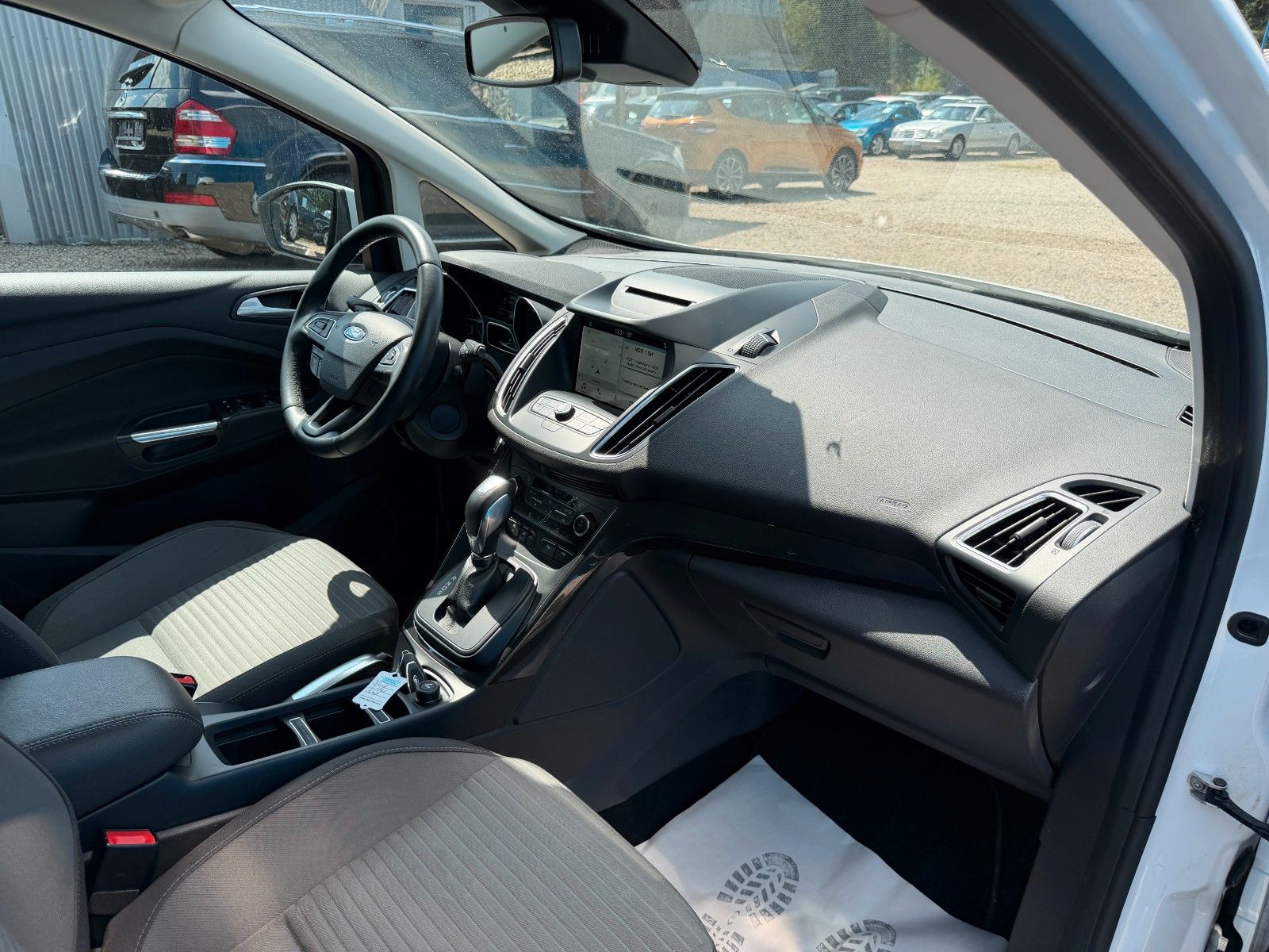 Fahrzeugabbildung Ford C-Max C-MAX*Titanium*AUTOMATIK*AHK**