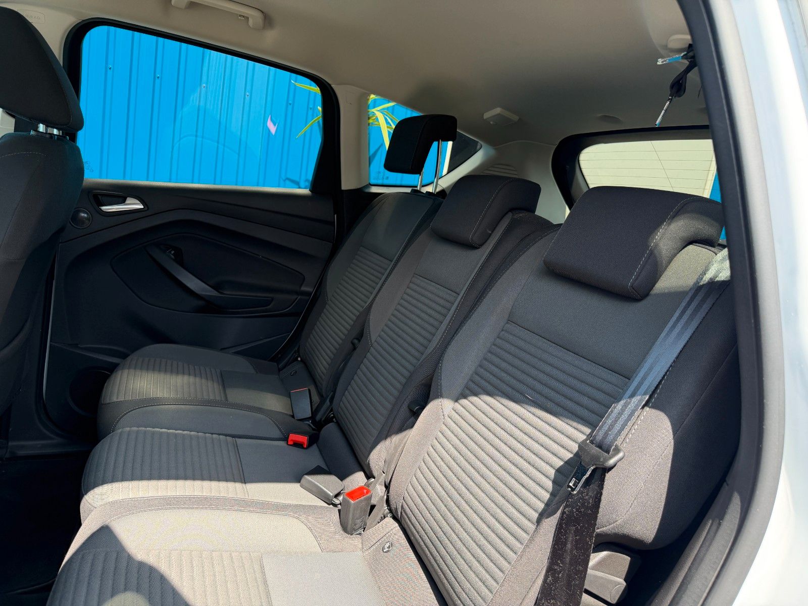 Fahrzeugabbildung Ford C-Max C-MAX*Titanium*AUTOMATIK*AHK**