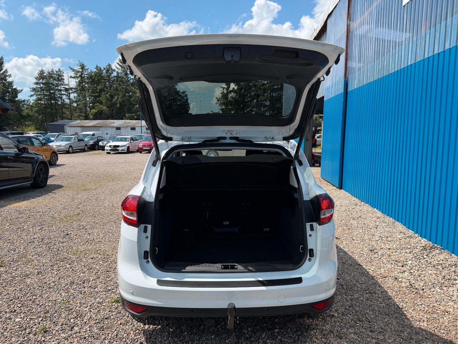Fahrzeugabbildung Ford C-Max C-MAX*Titanium*AUTOMATIK*AHK**