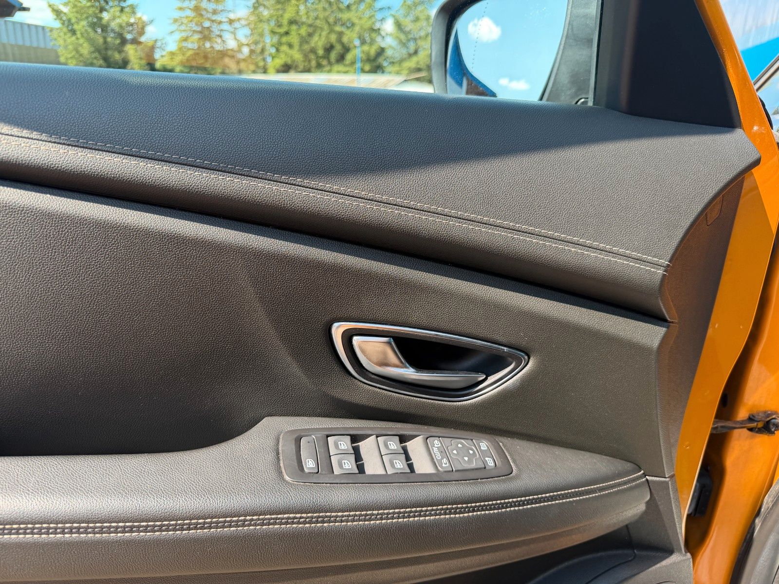 Fahrzeugabbildung Renault Scenic IV Intens**MassageSitze*Touch*Kamera**