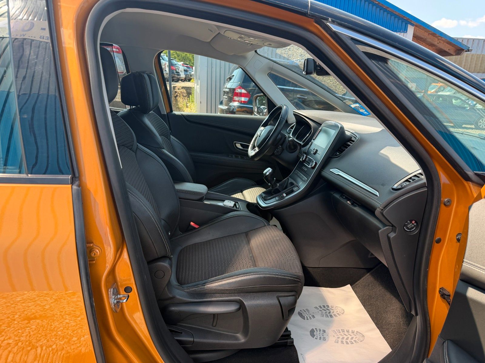 Fahrzeugabbildung Renault Scenic IV Intens**MassageSitze*Touch*Kamera**