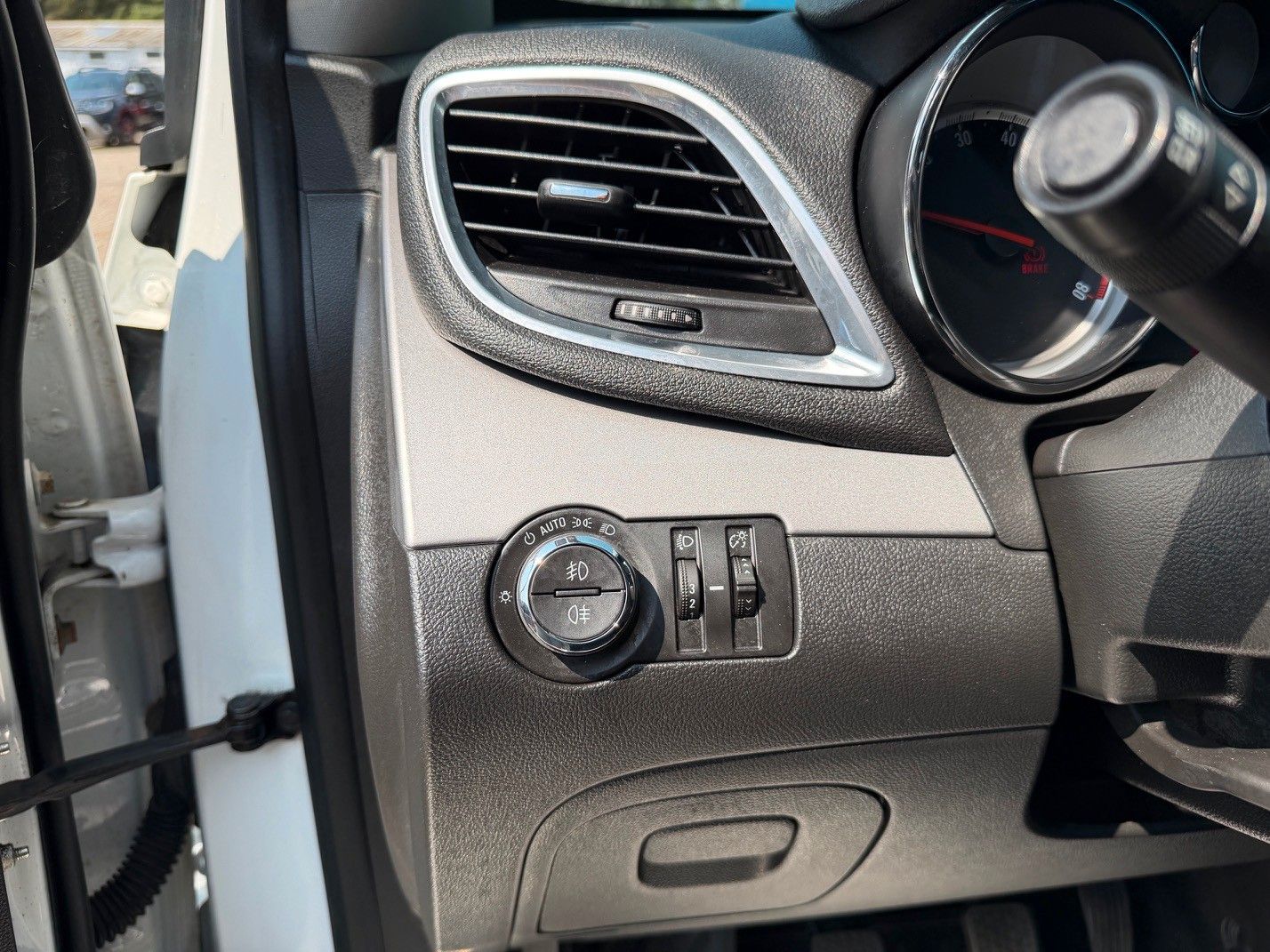 Fahrzeugabbildung Opel Mokka Edition ecoFlex 4x4**Allwetter*ALU*PDC**
