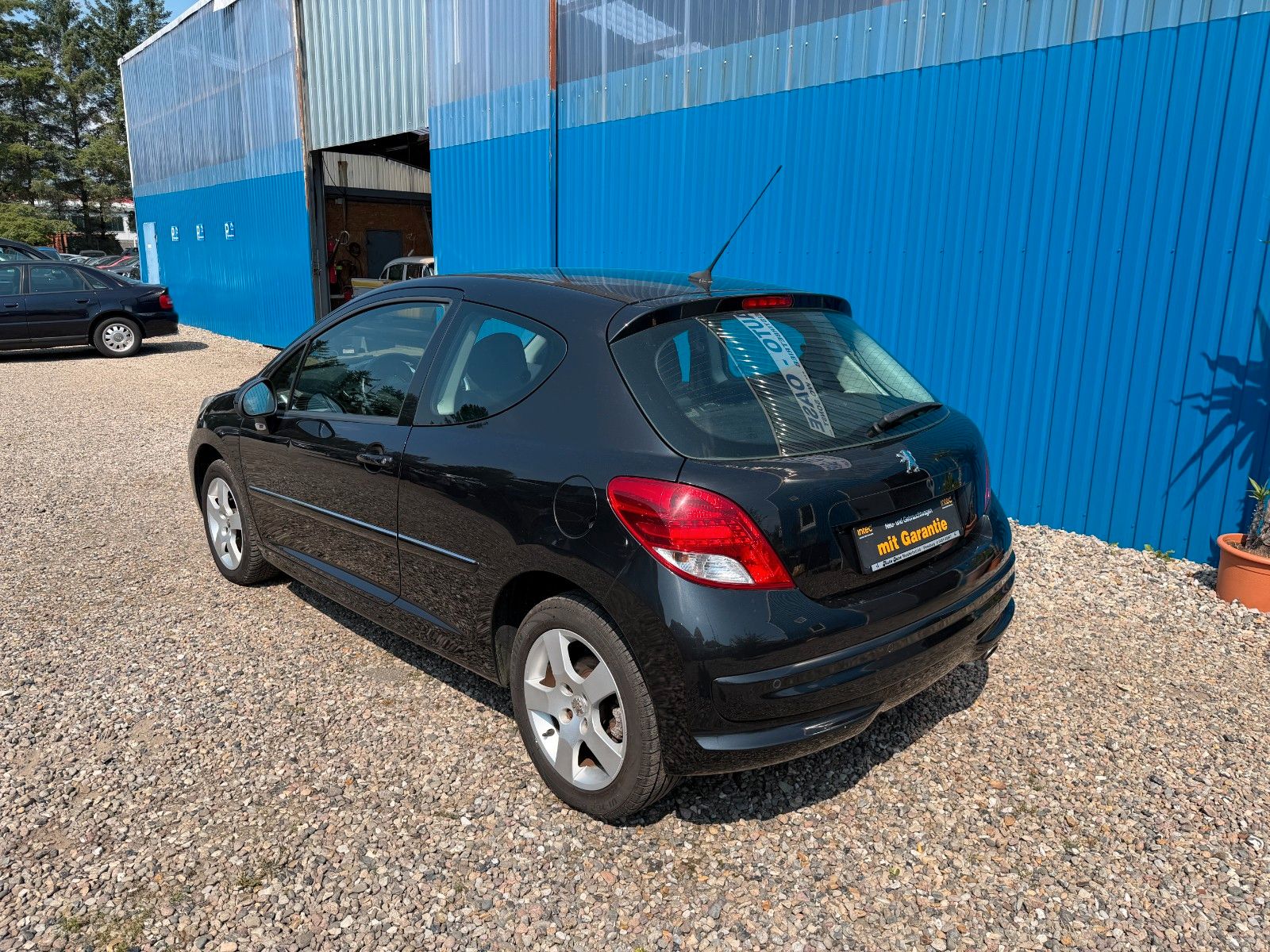 Fahrzeugabbildung Peugeot 207 Premium**Automatik*Allwetter*PDC**