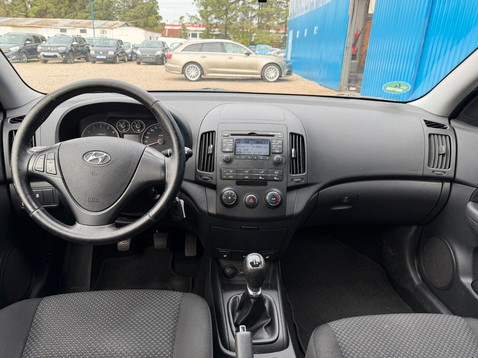 Fahrzeugabbildung Hyundai i30 cw FIFA WM Edition**Sitzhzng**1.HAND**