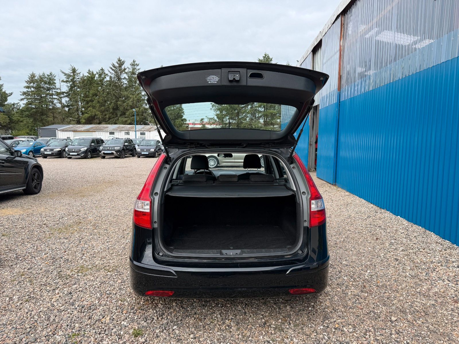 Fahrzeugabbildung Hyundai i30 cw FIFA WM Edition**Sitzhzng**1.HAND**