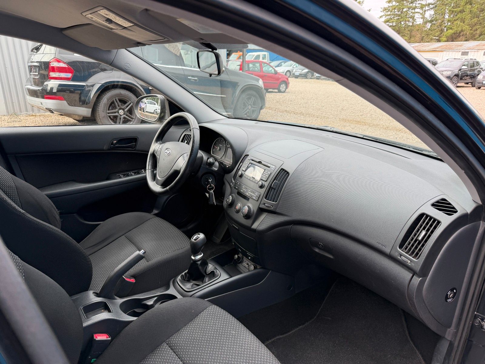 Fahrzeugabbildung Hyundai i30 cw FIFA WM Edition**Sitzhzng**1.HAND**
