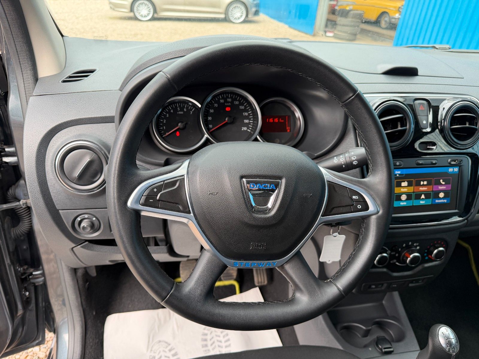 Fahrzeugabbildung Dacia Lodgy Stepway**7 Sitzer*Tempomat*Navi*Toch**