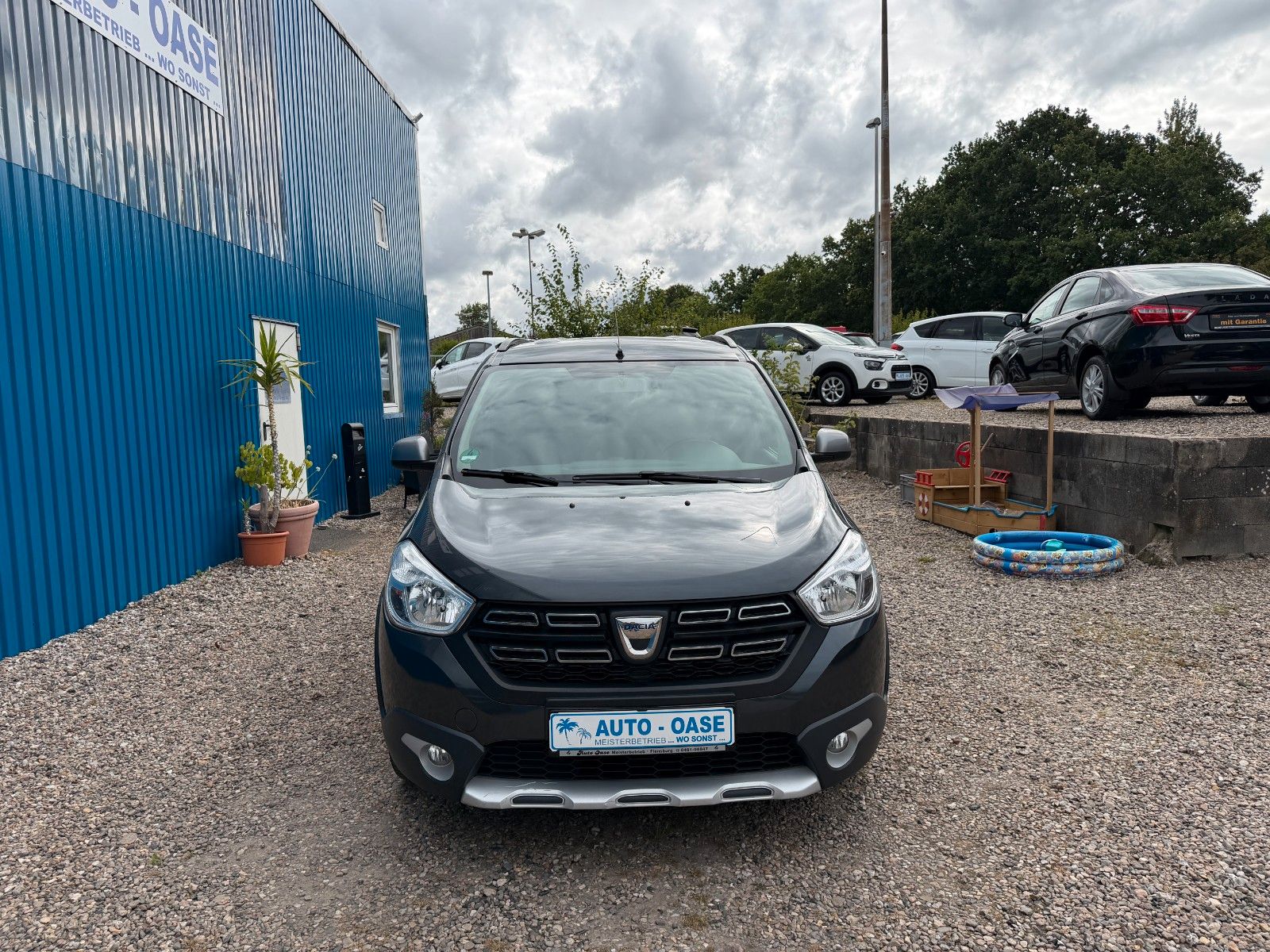 Fahrzeugabbildung Dacia Lodgy Stepway**7 Sitzer*Tempomat*Navi*Toch**