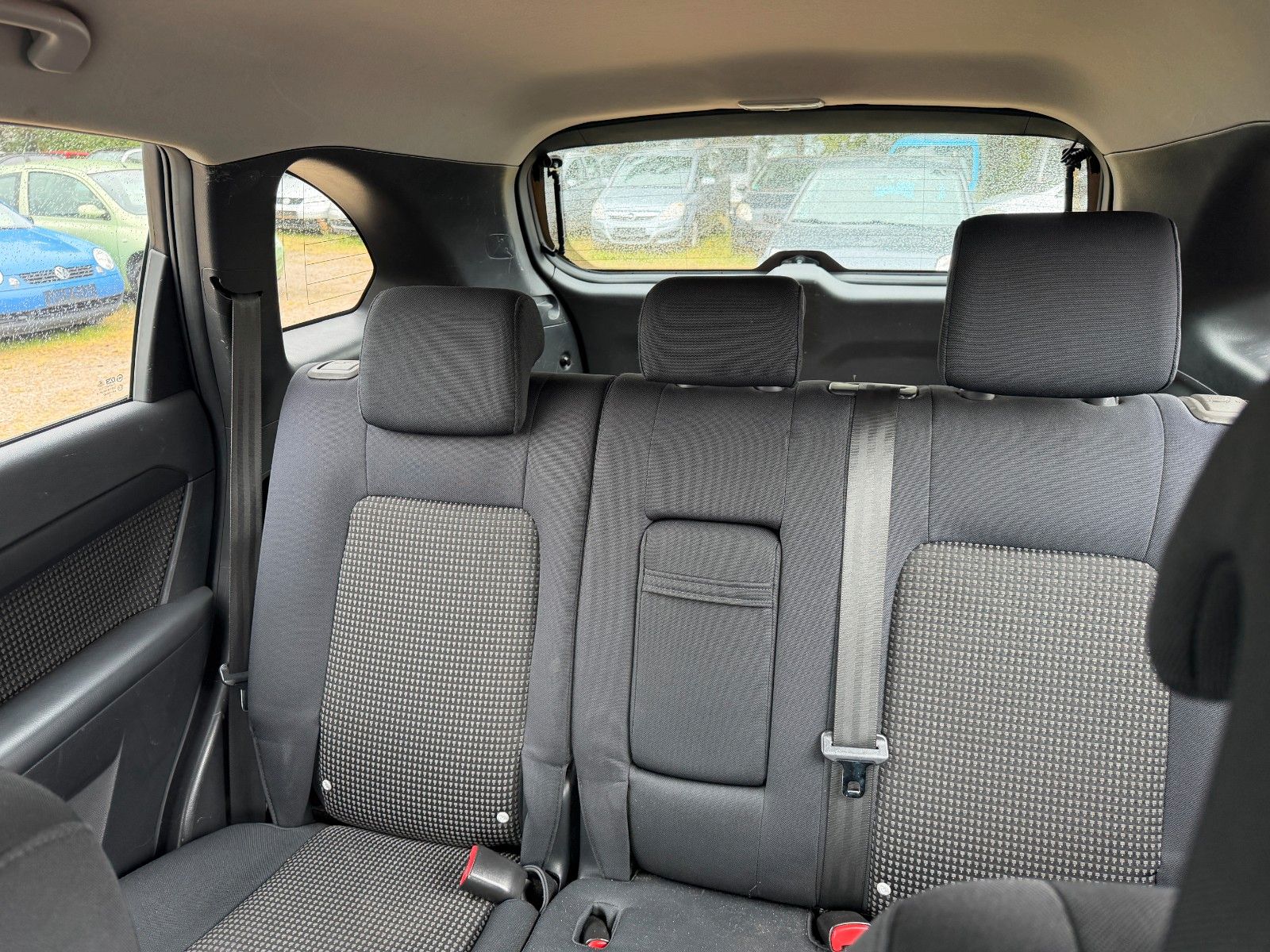 Fahrzeugabbildung Chevrolet Captiva 2.4 LS 2WD**Motorschaden**