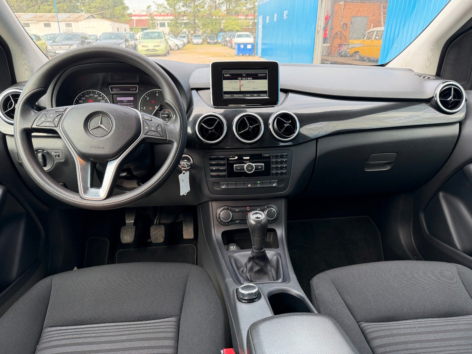 Fahrzeugabbildung Mercedes-Benz B 180 CDI / d**Klima**AHK**Rückfahrkamera**