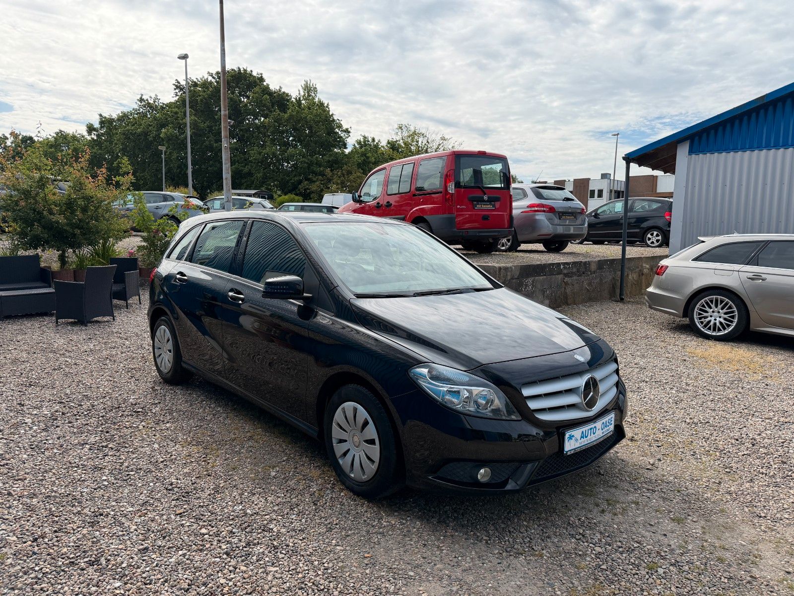 Fahrzeugabbildung Mercedes-Benz B 180 CDI / d**Klima**AHK**Rückfahrkamera**