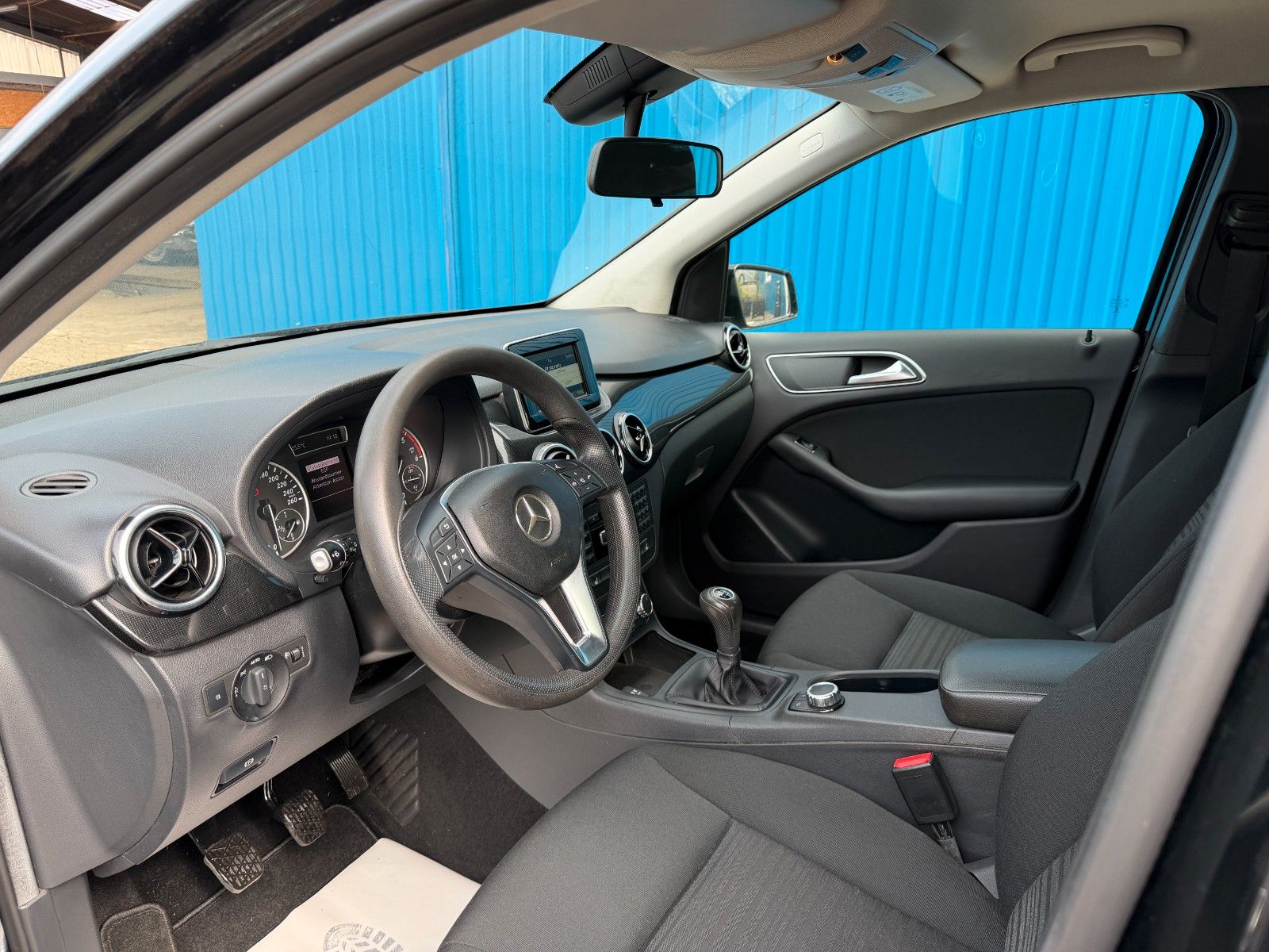 Fahrzeugabbildung Mercedes-Benz B 180 CDI / d**Klima**AHK**Rückfahrkamera**