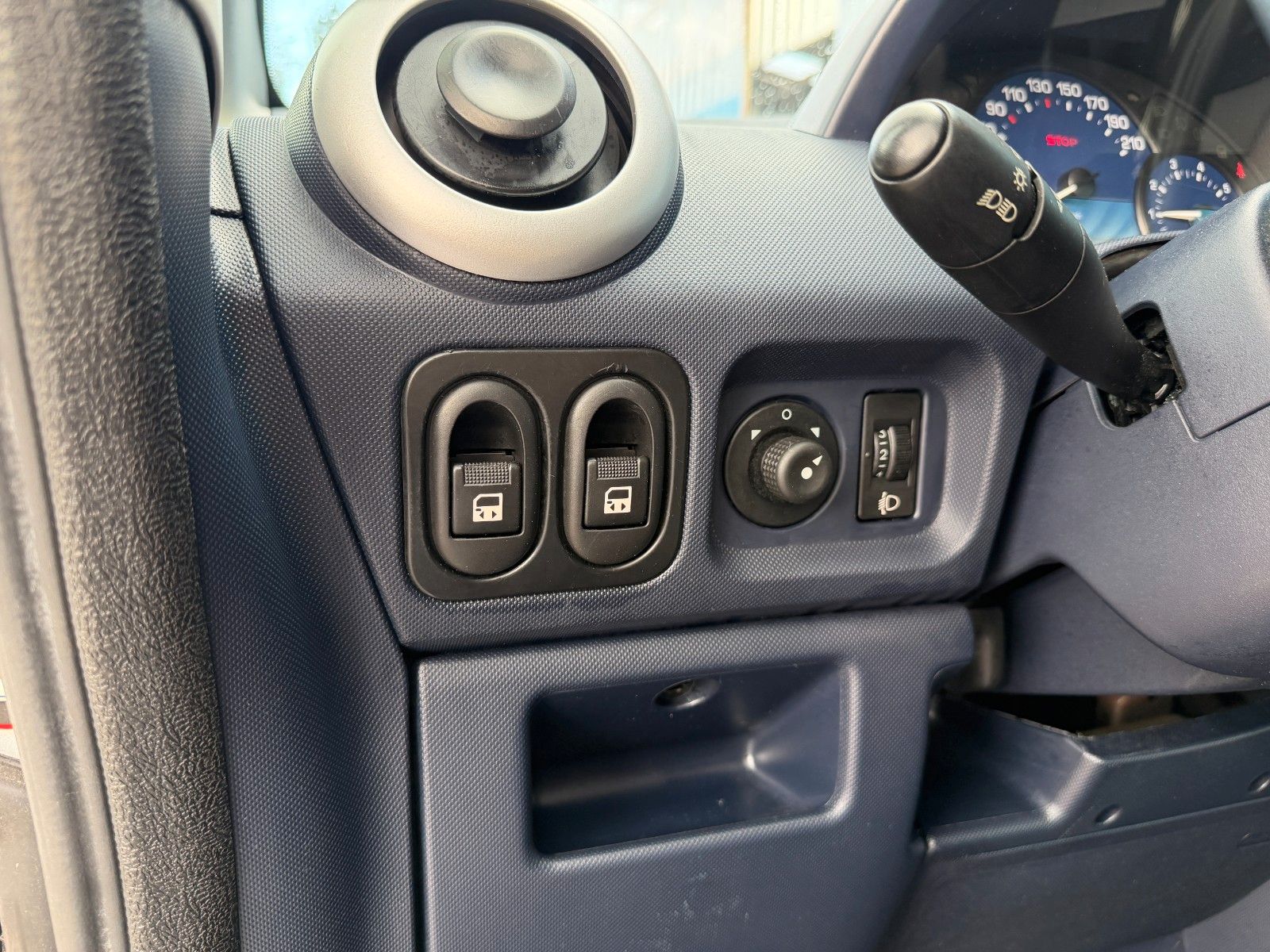 Fahrzeugabbildung Peugeot 1007 Filou**2 Schiebetüren*2.Hand*82 TKM**