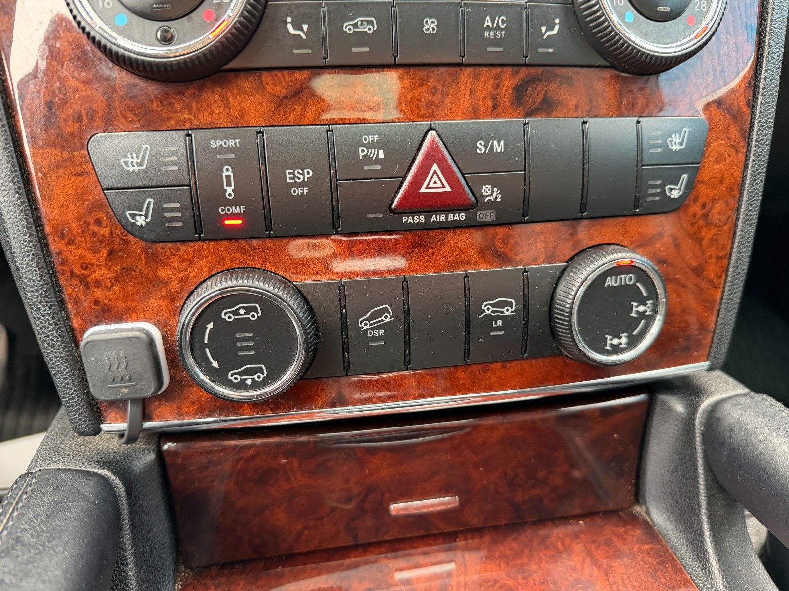 Fahrzeugabbildung Mercedes-Benz GL 420 CDI 4Matic**Leder*HU 02/28*7 Sitzer**