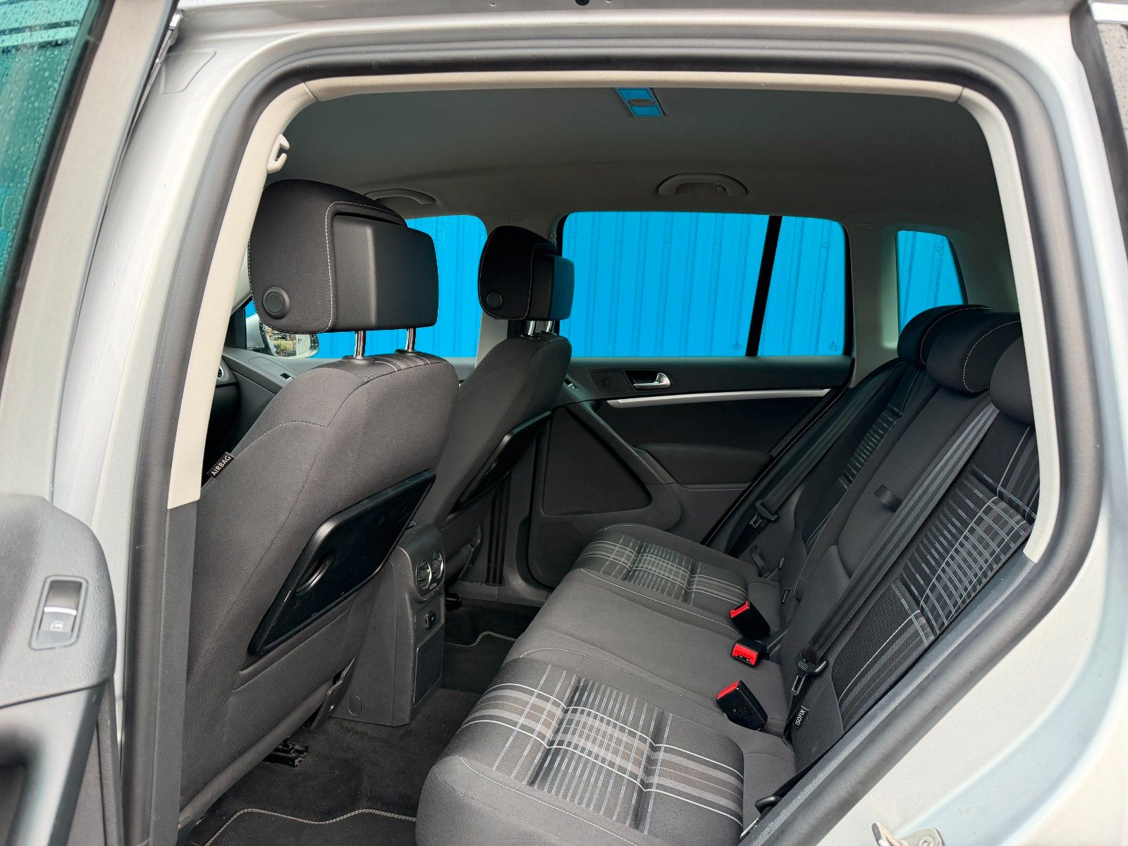 Fahrzeugabbildung Volkswagen Tiguan Lounge Sport & Style 4Motion**1.HAND**
