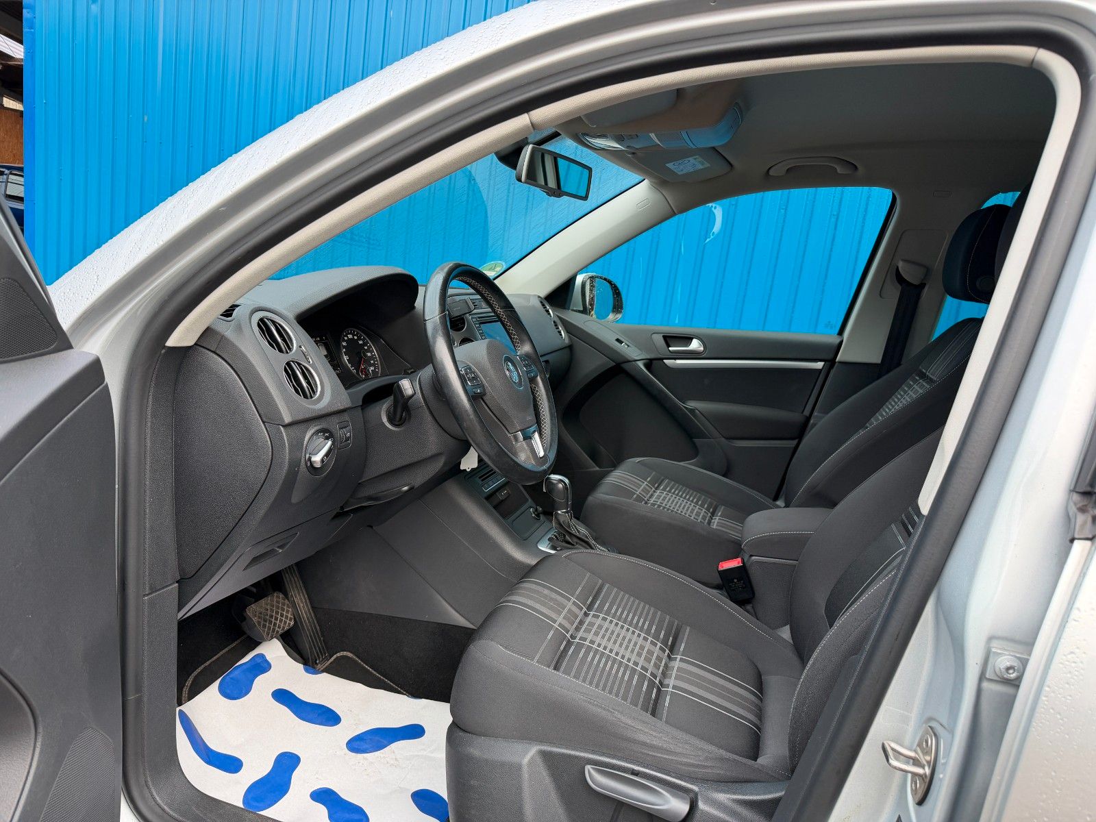 Fahrzeugabbildung Volkswagen Tiguan Lounge Sport & Style 4Motion**1.HAND**