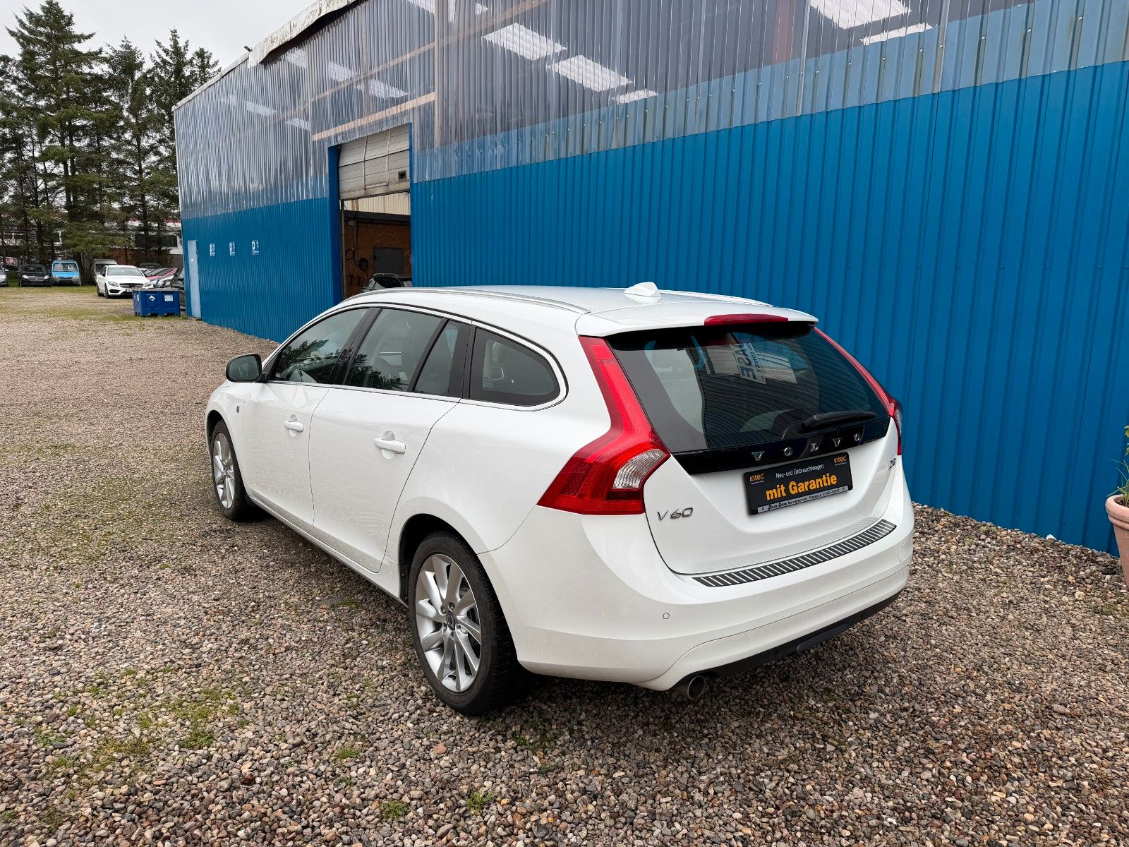 Fahrzeugabbildung Volvo V60 Kombi Ocean Race**Automatik*Tempomat**