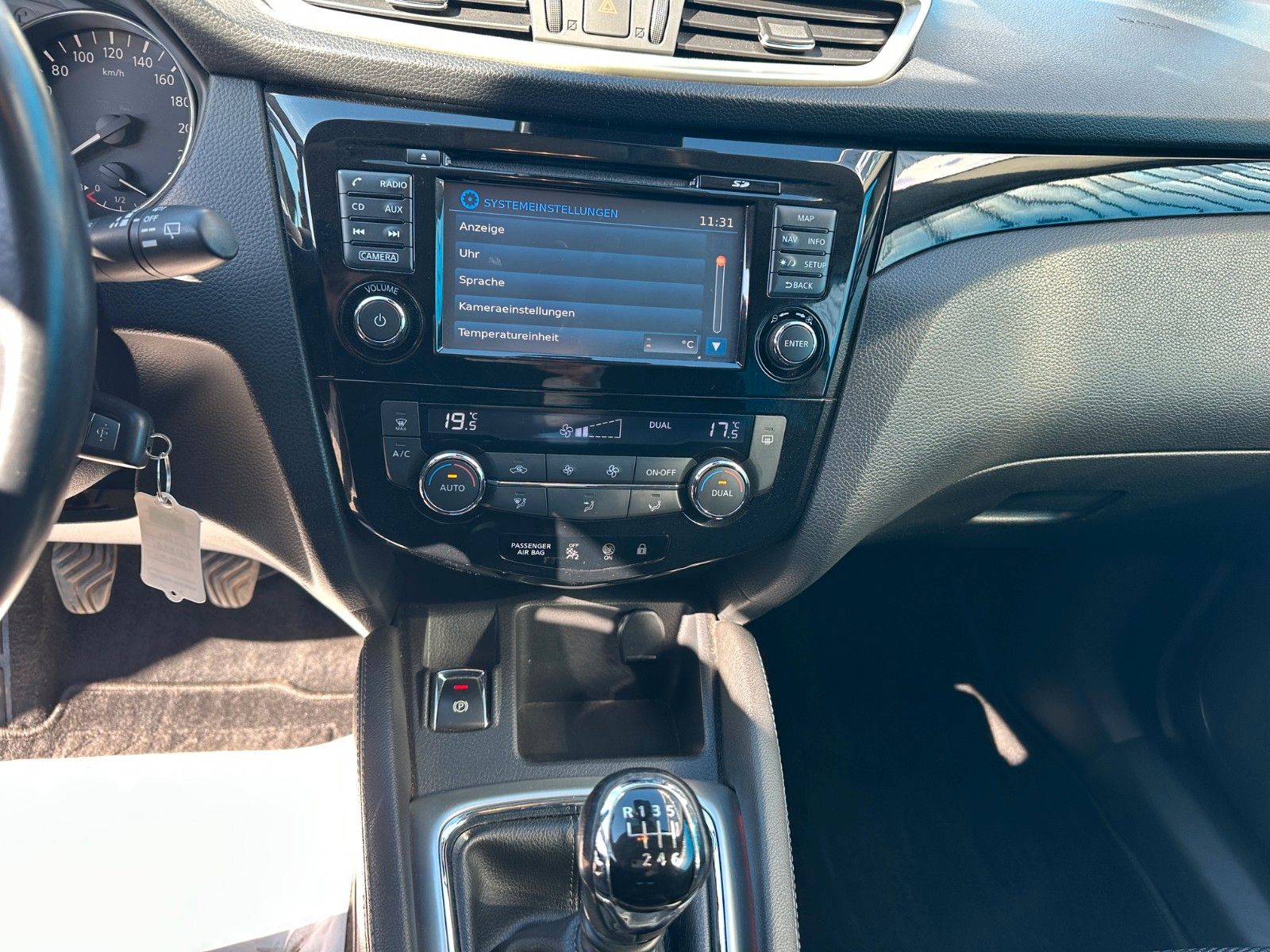 Fahrzeugabbildung Nissan Qashqai Acenta**Kamera*Navi*Sitzhzng**