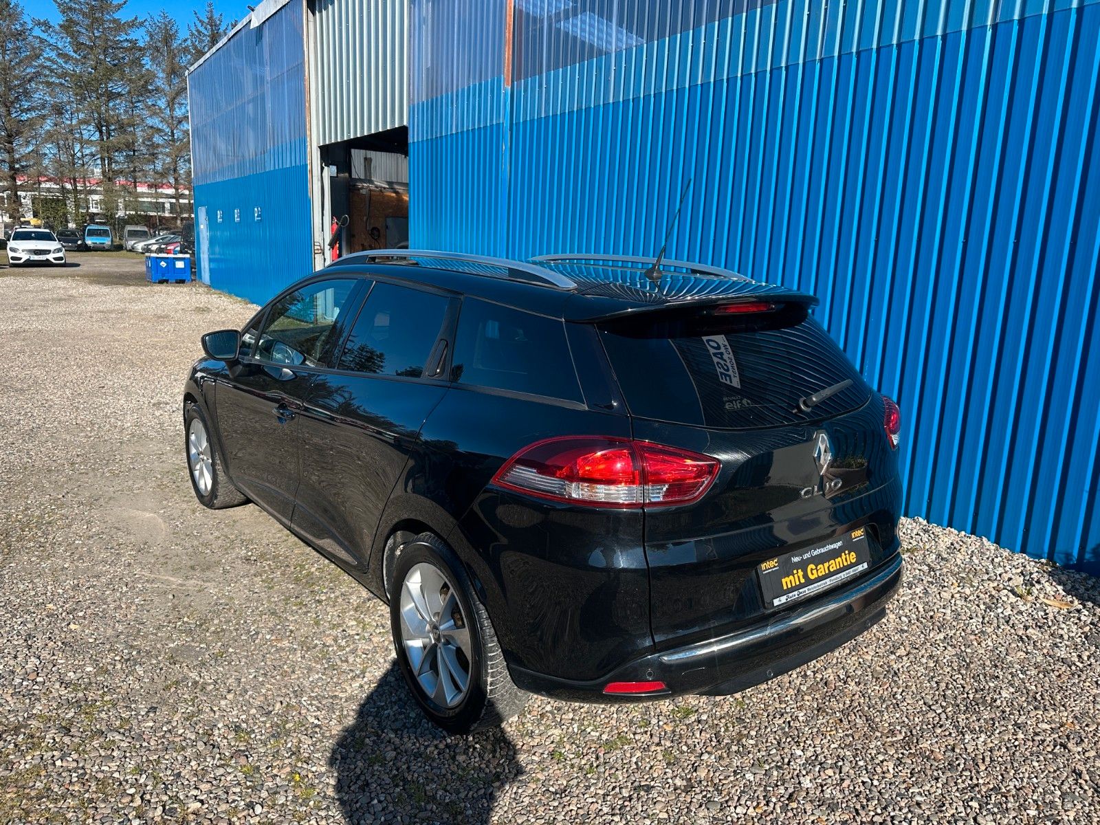 Fahrzeugabbildung Renault Clio IV Grandtour Limited**Navi*Tempomat**