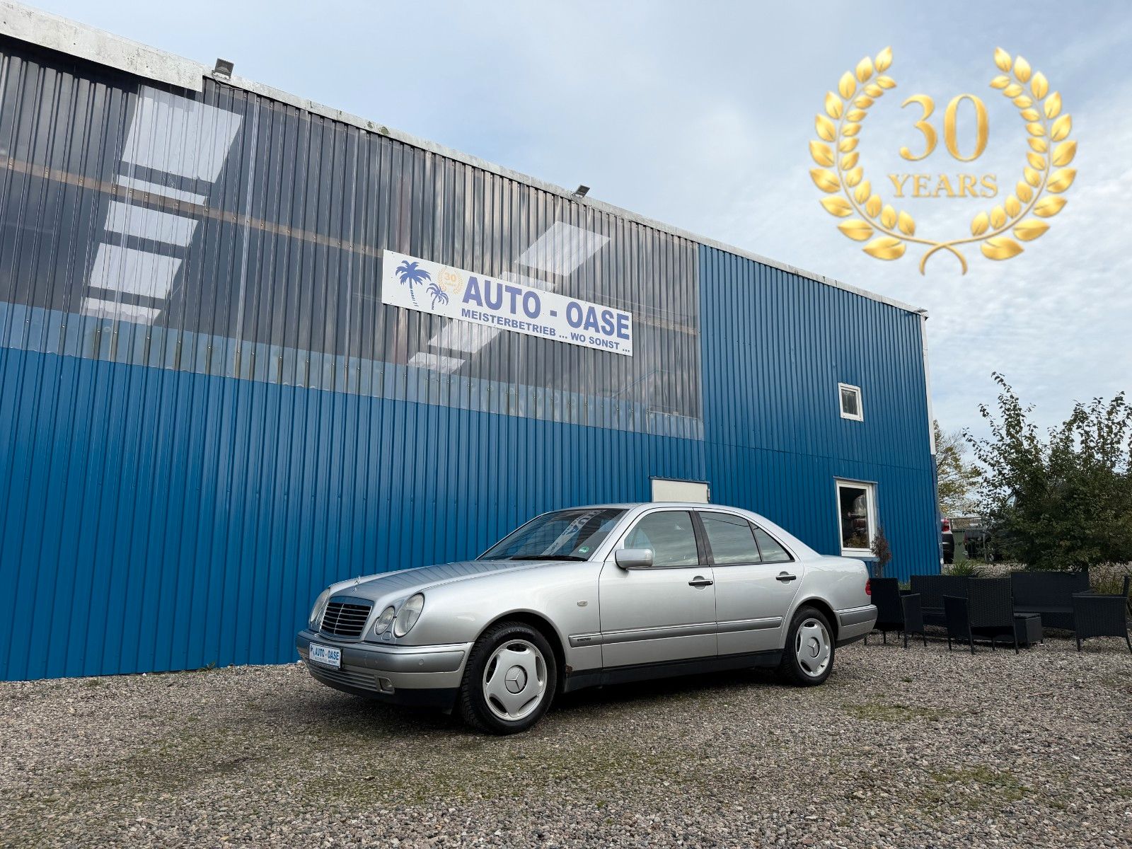 Fahrzeugabbildung Mercedes-Benz E 280*Automatik**Xenon*PDC*Klima*