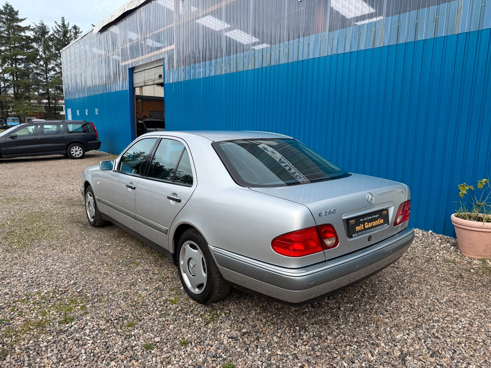 Fahrzeugabbildung Mercedes-Benz E 280*Automatik**Xenon*PDC*Klima*