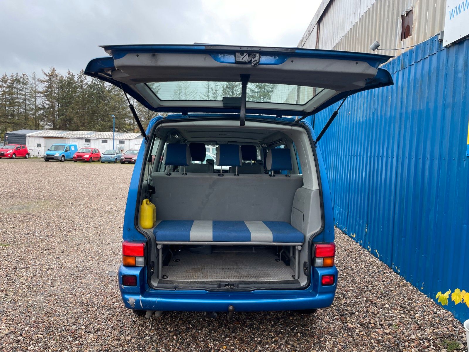 Fahrzeugabbildung Volkswagen T4 Multivan**Atlantis*Standheizung*7 Sitzer**