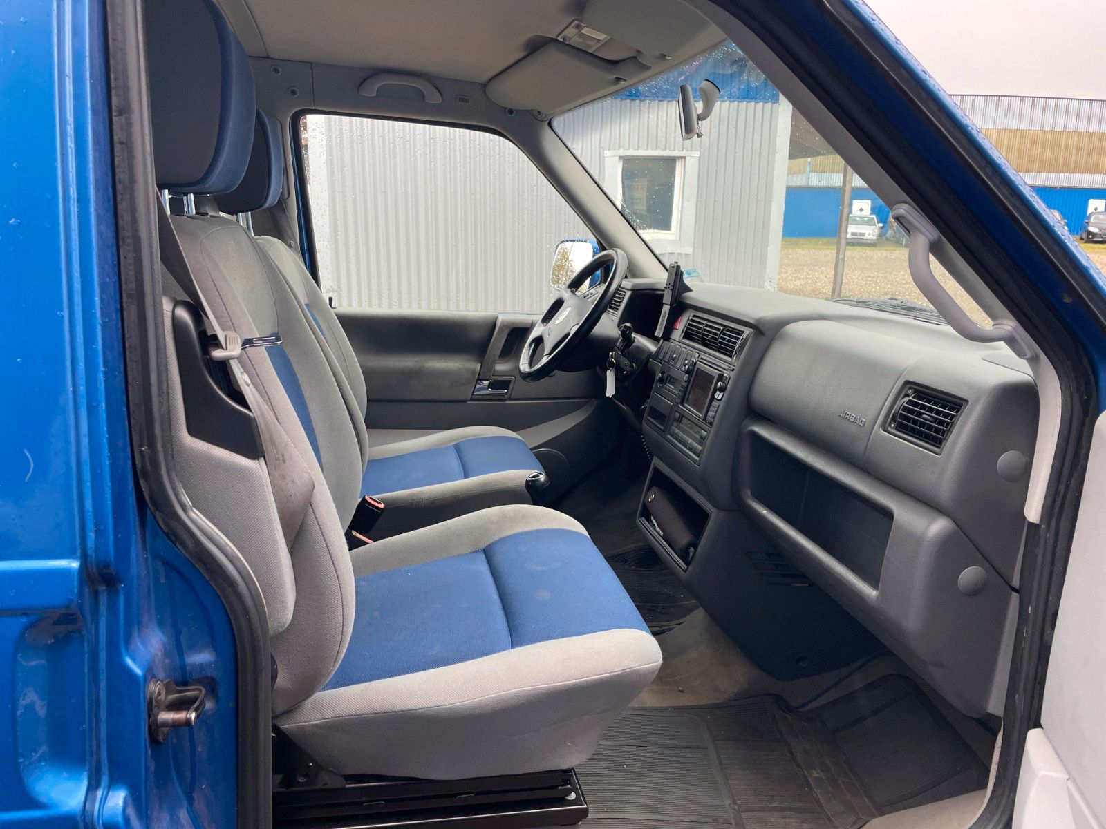 Fahrzeugabbildung Volkswagen T4 Multivan**Atlantis*Standheizung*7 Sitzer**