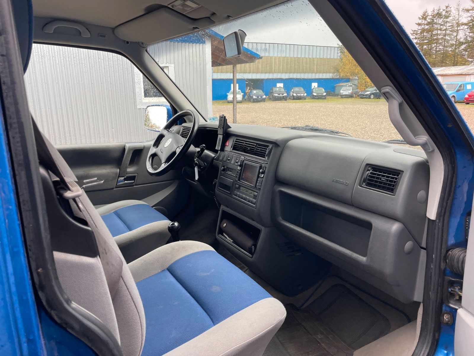 Fahrzeugabbildung Volkswagen T4 Multivan**Atlantis*Standheizung*7 Sitzer**