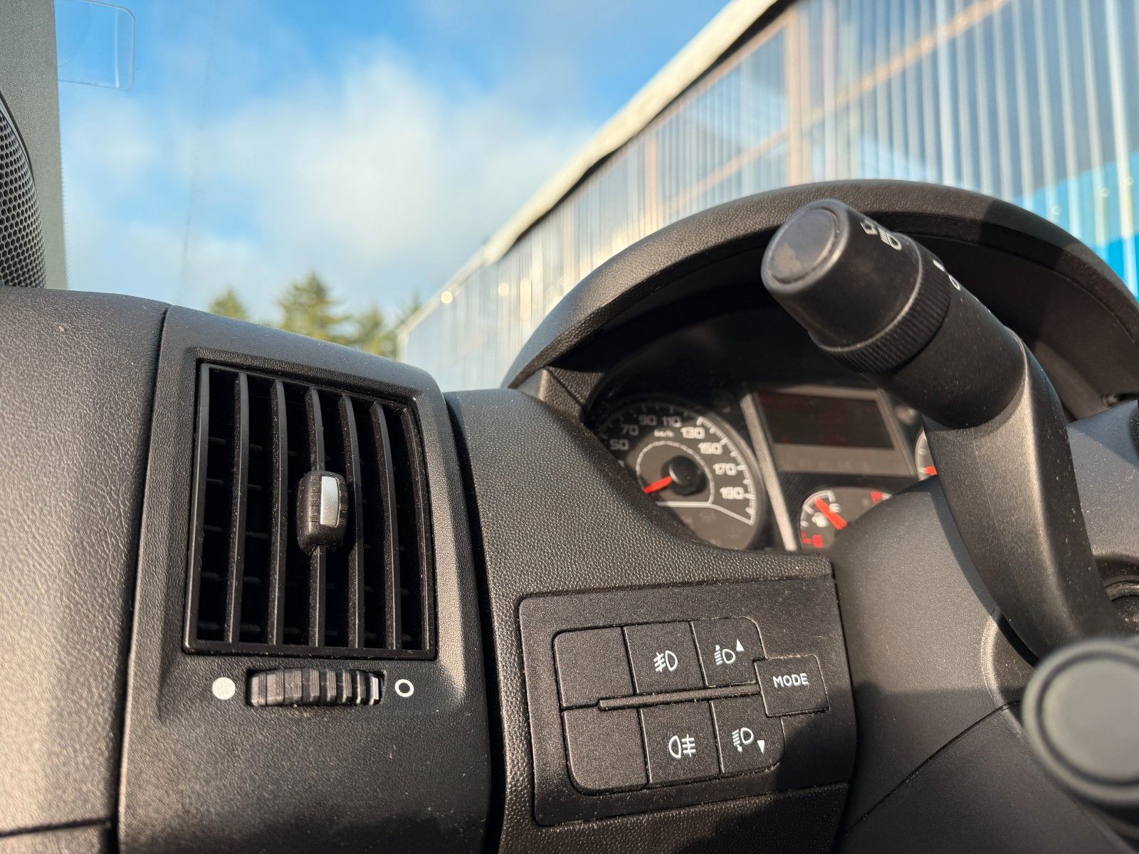 Fahrzeugabbildung Fiat Ducato Hochr.-Kasten 30 150 L2H2*Kamera*Tempomat