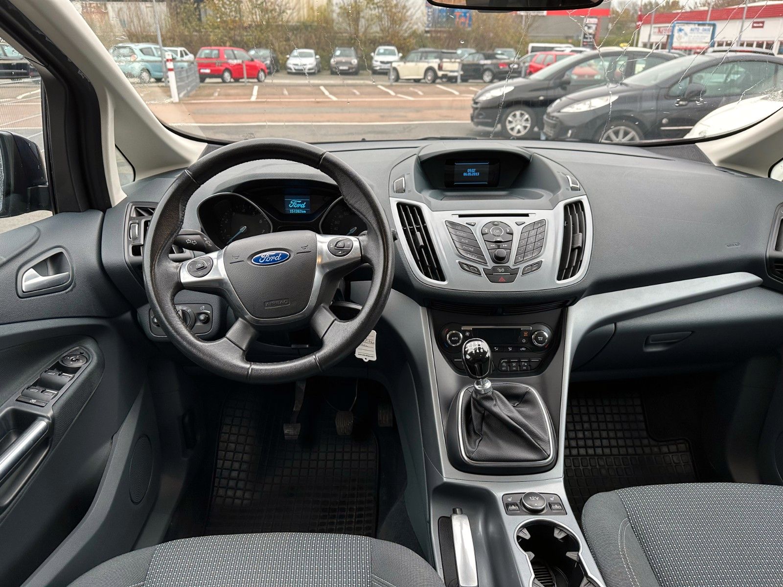 Fahrzeugabbildung Ford C-Max Champions Edition **PDC*Bluet.*SitzH.**