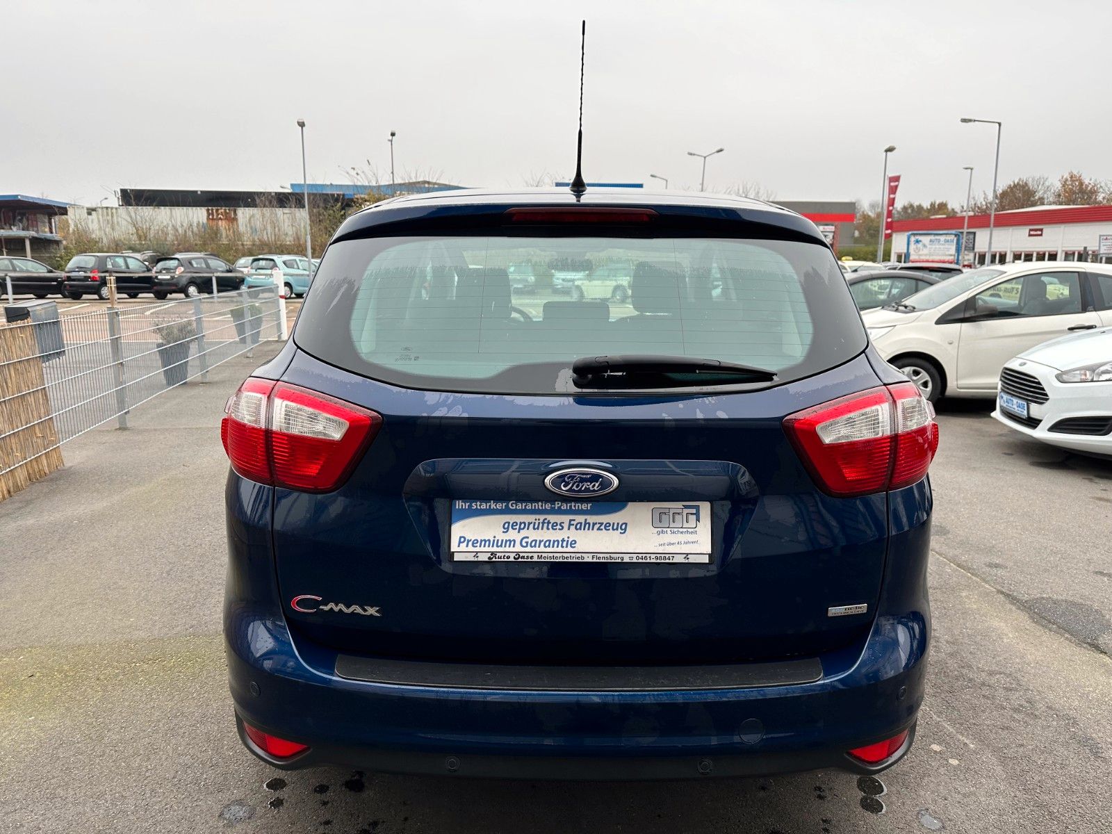 Fahrzeugabbildung Ford C-Max Champions Edition **PDC*Bluet.*SitzH.**