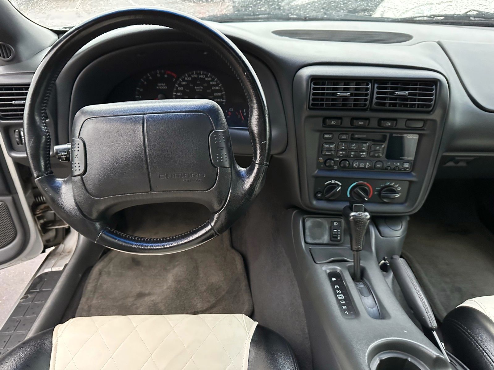 Fahrzeugabbildung Chevrolet Camaro 3.8 **Automatik**2. Hand.*95TKM**