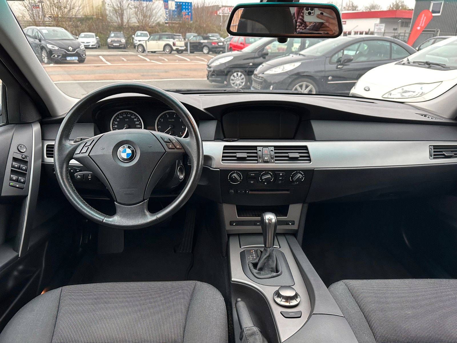 Fahrzeugabbildung BMW 520i Lim.**2.HAND*97 TKM*Automatik**